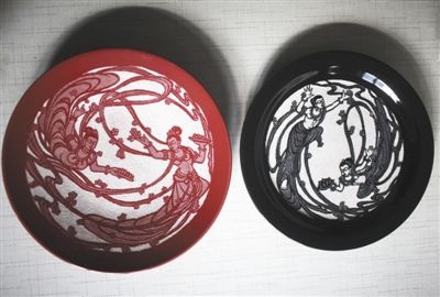 茅子芳的刻瓷作品《飛天》。